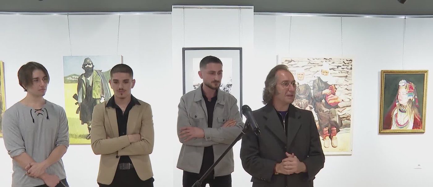 Identitet curators at the opening